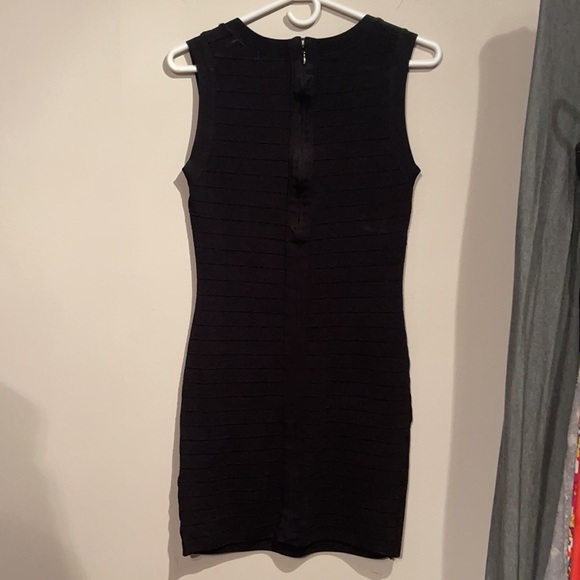 Caché dress - Picture 3 of 3